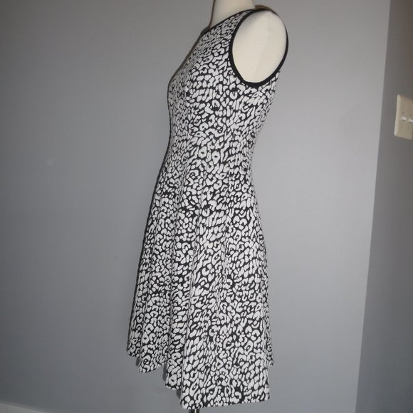 Kate Spade Sleeveless Leopard Animal Print Black White Jaquard Flare Casua Dress - Picture 3 of 7